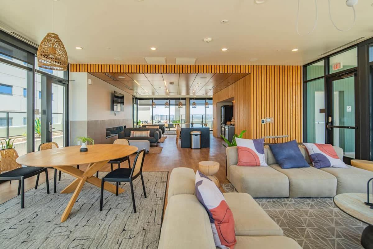 דירות פיניקס Detailed 2Bd, Highrise Dt, Pool, Gym, Parking, Sleeps 8 מראה חיצוני תמונה