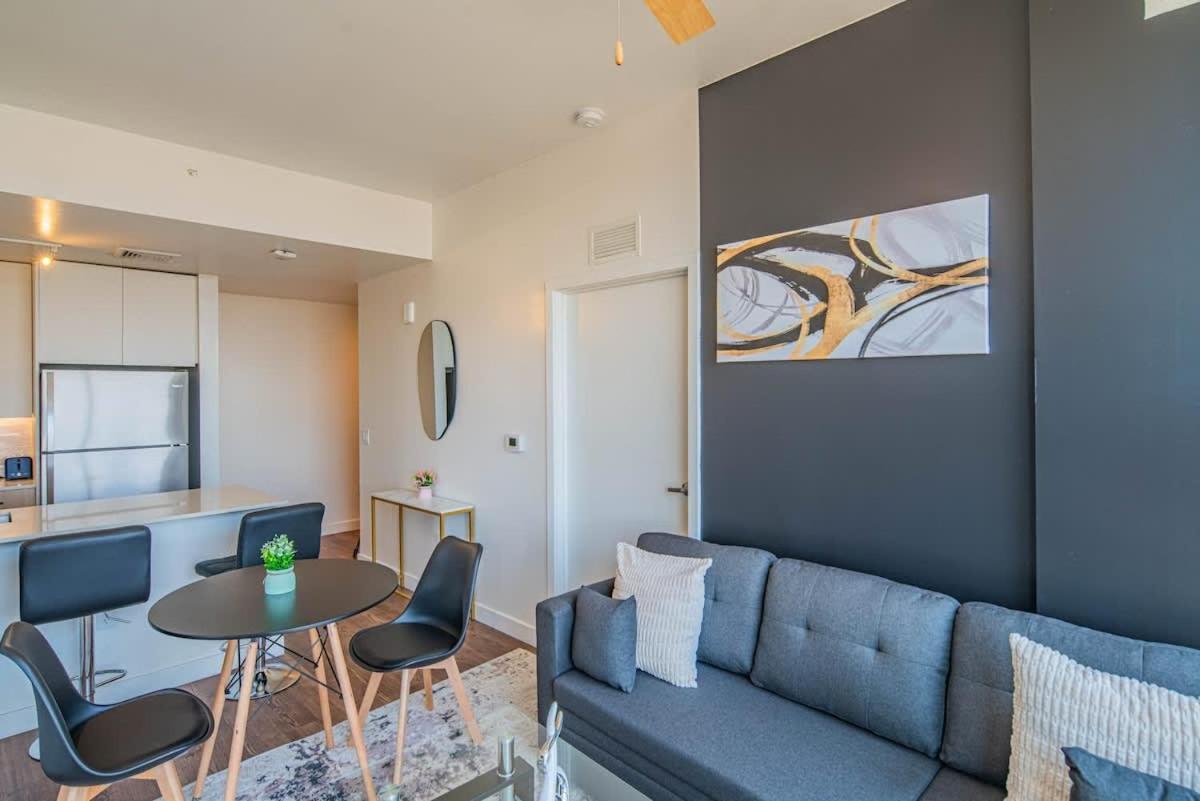 דירות פיניקס Detailed 2Bd, Highrise Dt, Pool, Gym, Parking, Sleeps 8 מראה חיצוני תמונה
