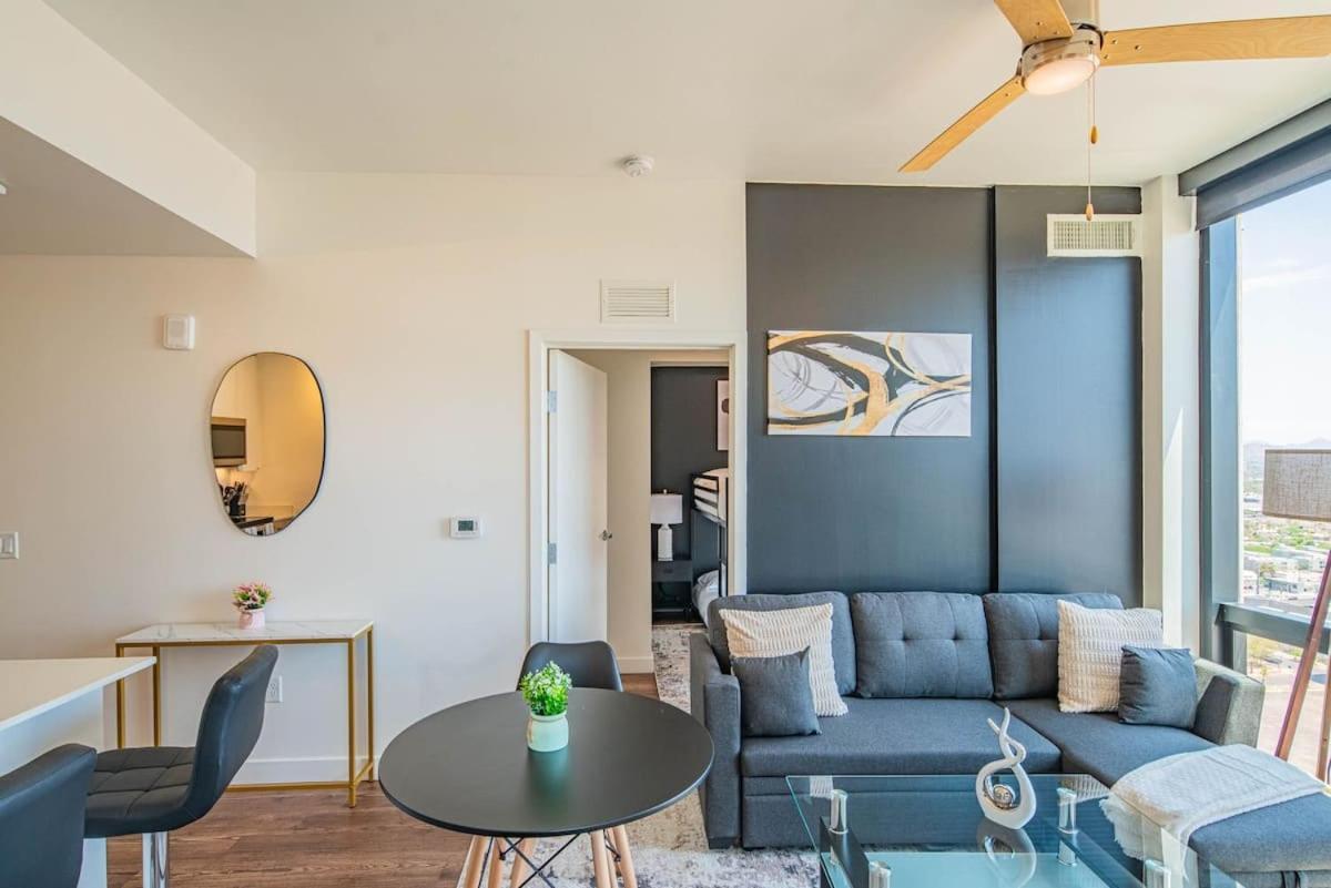 דירות פיניקס Detailed 2Bd, Highrise Dt, Pool, Gym, Parking, Sleeps 8 מראה חיצוני תמונה