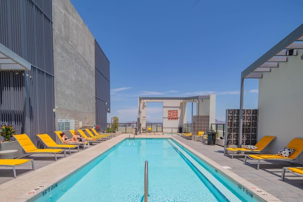 דירות פיניקס Detailed 2Bd, Highrise Dt, Pool, Gym, Parking, Sleeps 8 מראה חיצוני תמונה