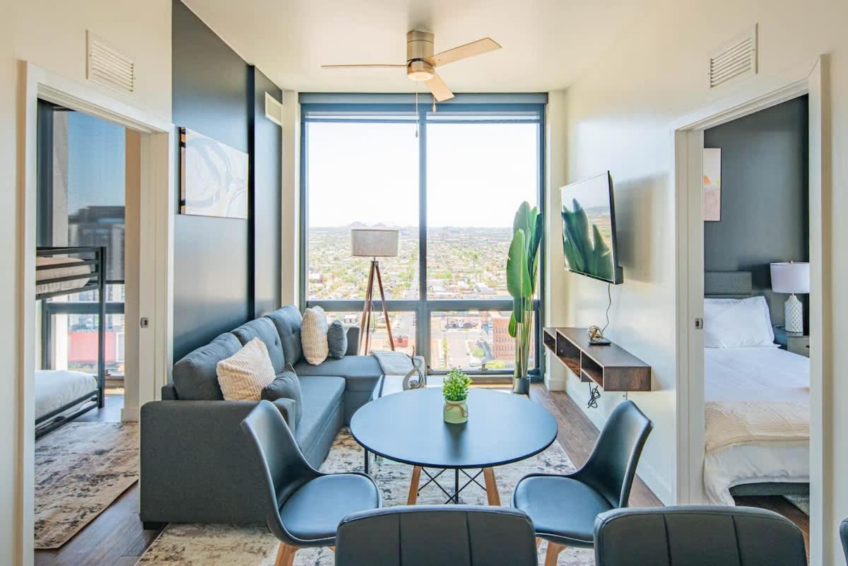 דירות פיניקס Detailed 2Bd, Highrise Dt, Pool, Gym, Parking, Sleeps 8 מראה חיצוני תמונה